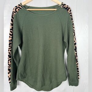 SHEIN‎ Waffle Knit Long Sleeve Top Green w/ Leopard Stripe Size Large